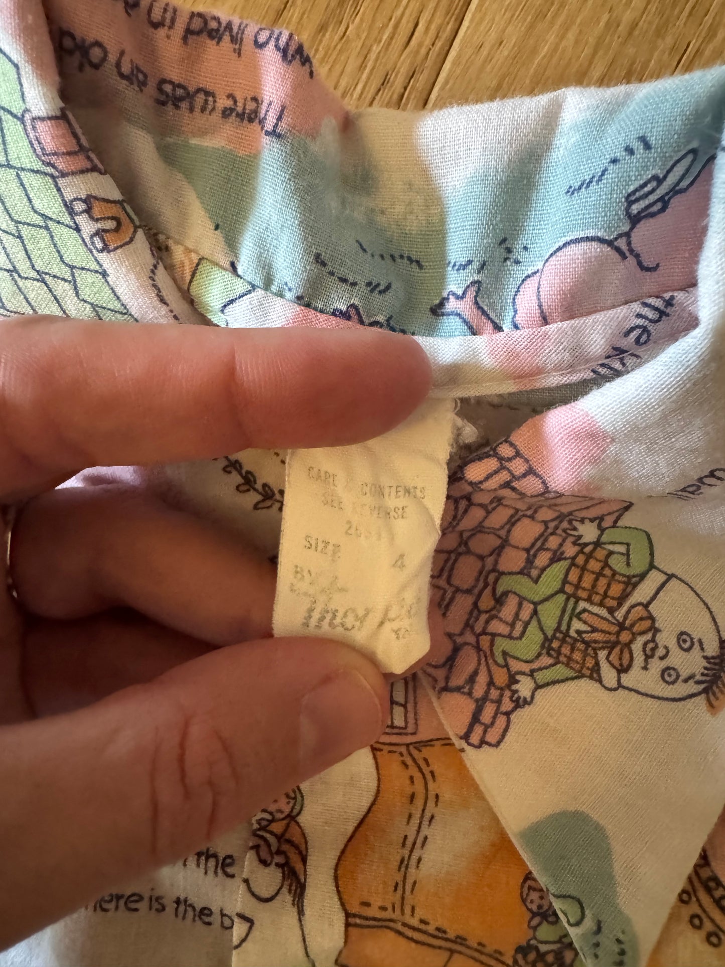 Vintage kids button down short sleeve shirt with nursery rhymes